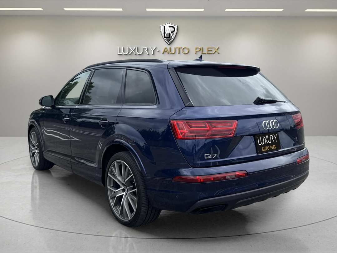2019 Audi Q7 55 TFSI PRESTIGE FULLY LOADED SHARP LOW 66,000 MILES - Image 3