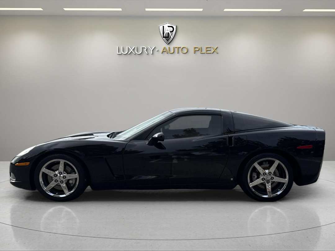 2008 Chevrolet Corvette 2D Removable TOP / Leather Heated Seats / LOW 31,000 Miles / Immaculate - Image 2