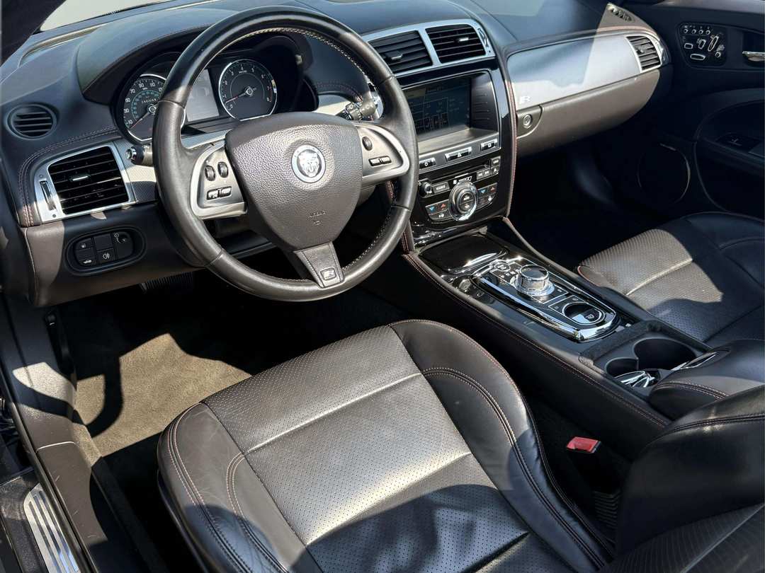 2014 Jaguar XK R - Photo 17