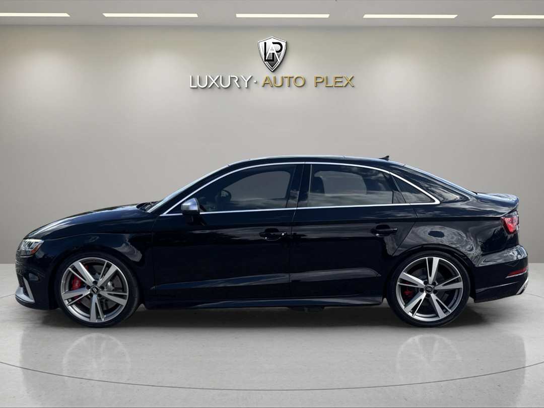 2019 Audi Rs 3 LEATHER HTD SEATS PANO ROOF NAVIGATION ONLY 45K MILES LOADED SHARP - Image 2