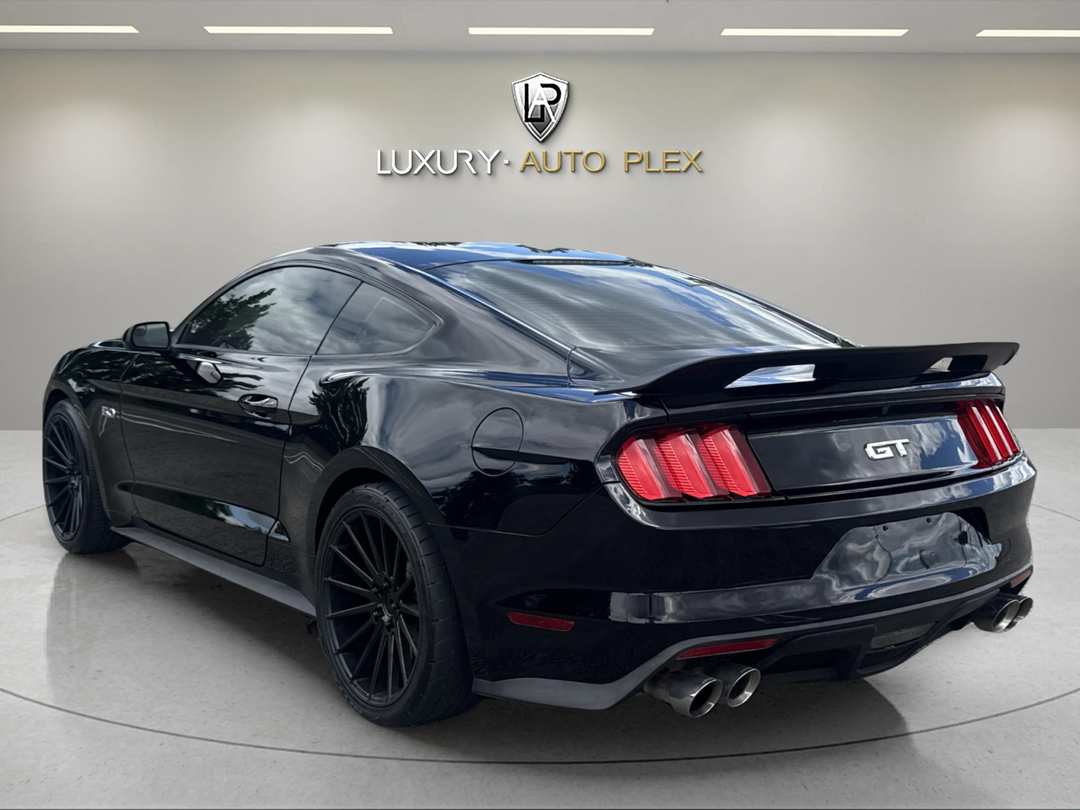 2017 Ford Mustang GT 2D 6 SPEED MANUAL NAVIGATION LOW 68,000 MILES SHARP - Image 3