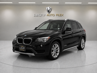 2015 BMW X1 XDRIVE28I / Pano Sunroof / Leather w. Heated seats / Navigation & Backup Camera / 76,000 Miles