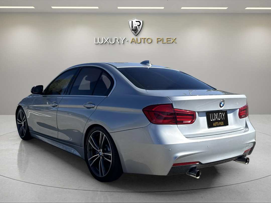 2016 BMW 3 Series 340I XDRIVE /M Sport / /6Cyl TURBO/Sport Pkg/ 73,000 MILE / Leather & Heated seats / Navigation & Cameras - Image 3