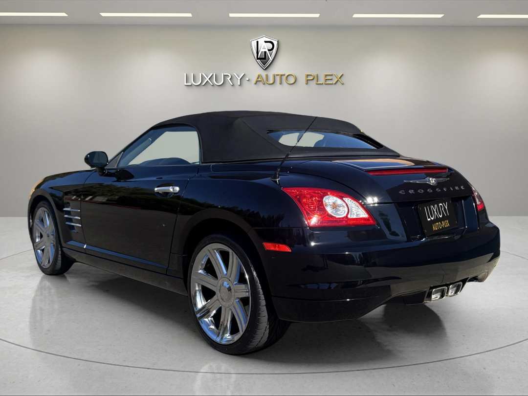 2006 Chrysler Crossfire LIMITED 2D Leather / Chrome Premium Wheels / Only 33,000 Miles - Image 3