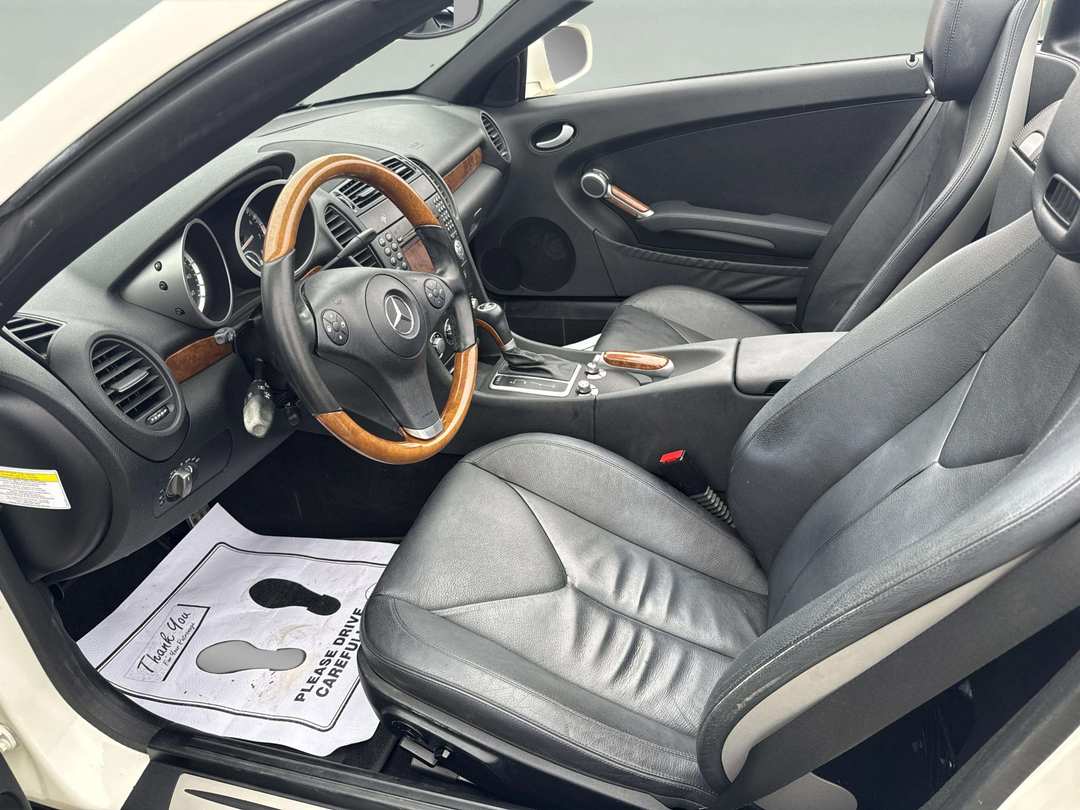 2010 Mercedes-Benz SLK-Class SLK300 - Photo 17