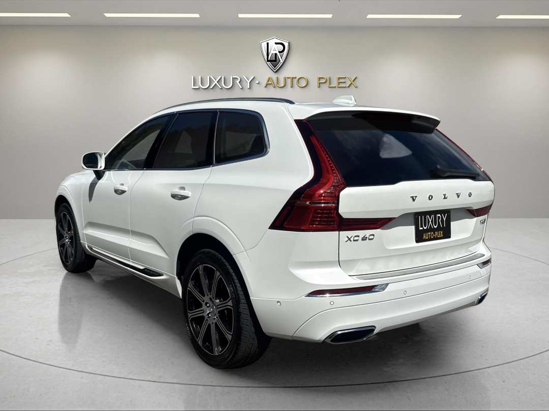 2018 Volvo Xc60 T6 INSCRIPTION LEATHER HETD SEATS PANO ROOF LOADED ONLY 49,000 MILES - Image 3