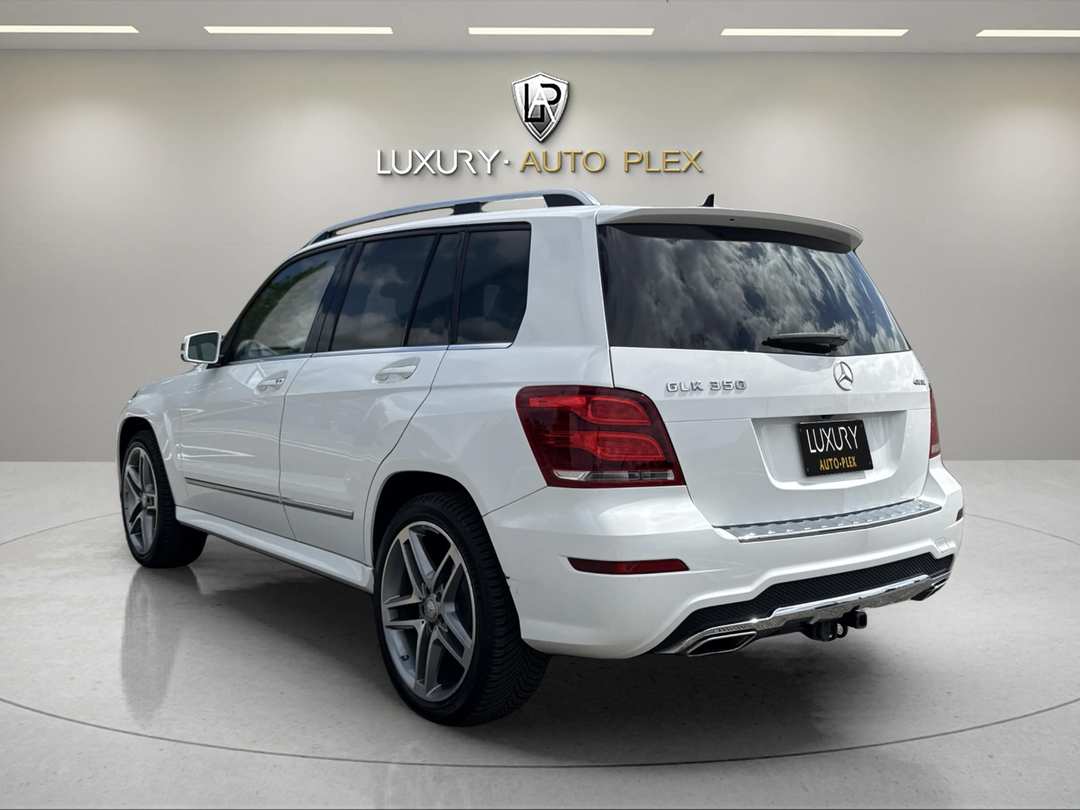 2014 Mercedes-Benz GLK GLK 350 AMG PKG PANO ROOF ONLY 70,000 MILES - Image 3