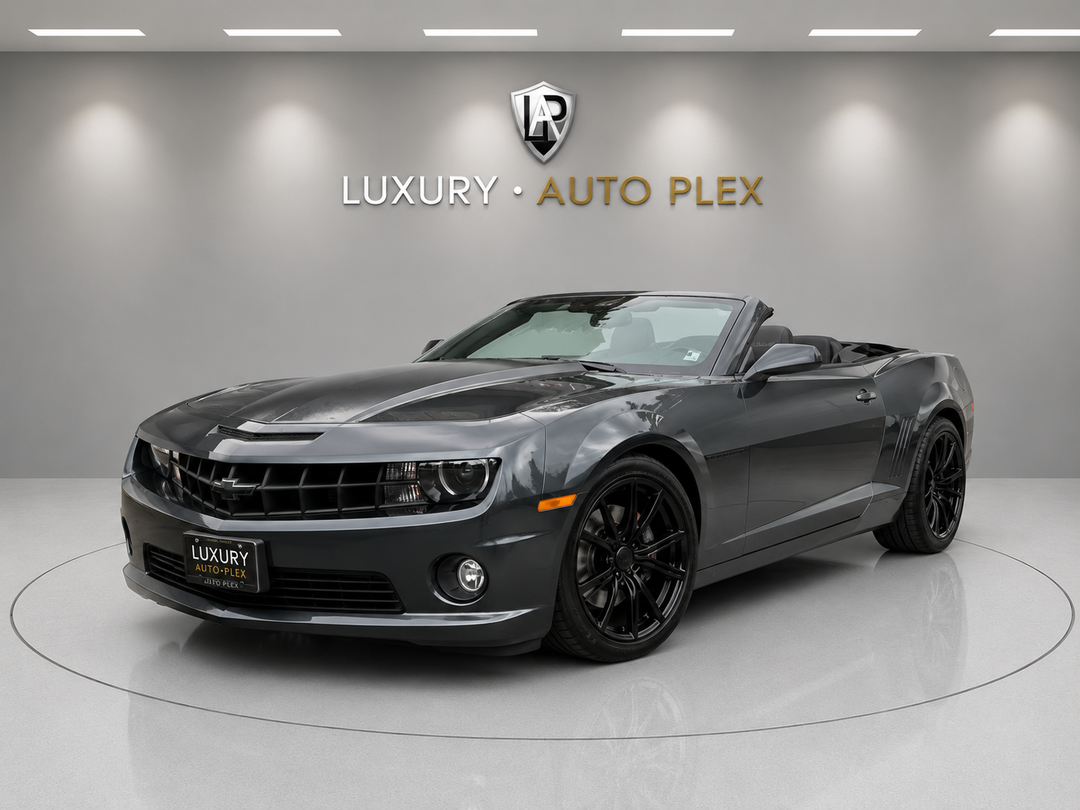 2013 Chevrolet Camaro SS 2D LOADED HARD TO FIND ONLY 16,000 MILES - Image 2
