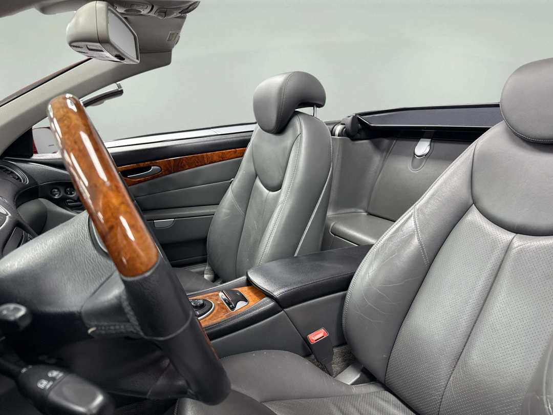 2005 Mercedes-Benz SL-Class SL500 - Photo 22