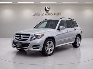 2014 Mercedes-Benz GLK 350 / Only 32,000 Miles / Navigation / Pano Sunroof / Loaded