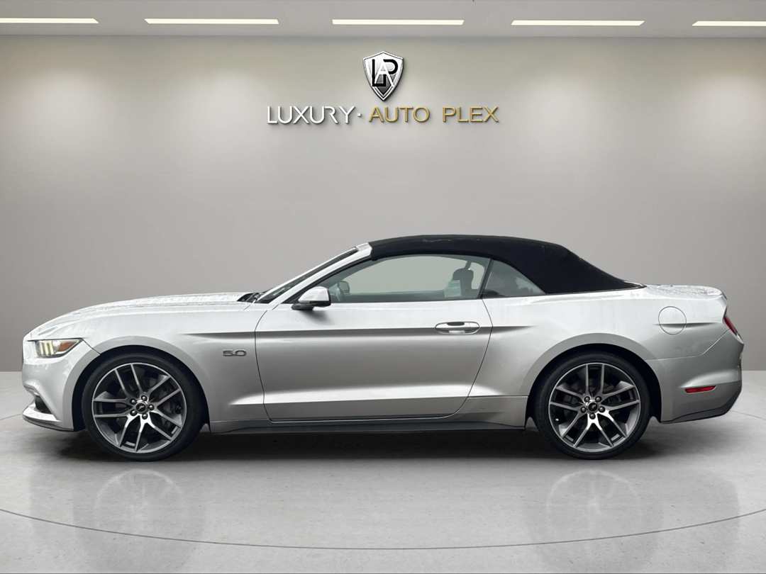 2015 Ford Mustang GT PREMIUM 2D LOADED LOW 57,000 MILES SHARP - Image 3