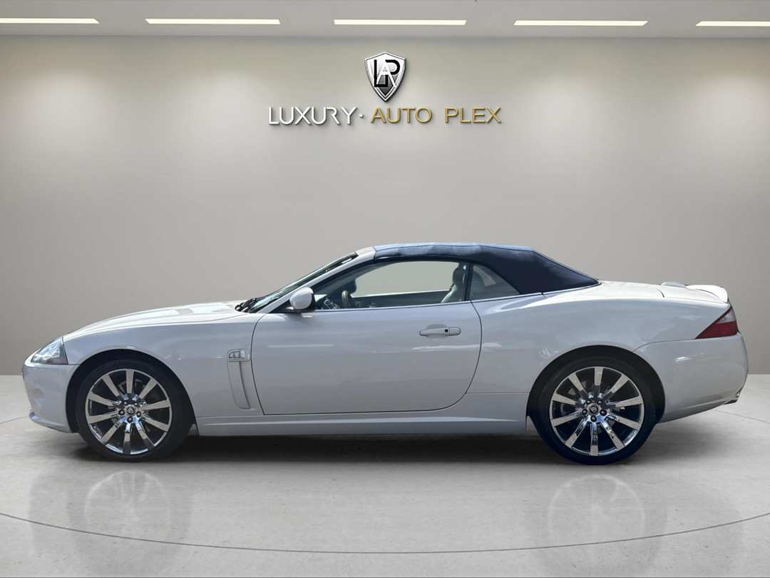 2007 Jaguar Xk XK 2D SUPER LOW MILES ONLY 58,000 MILES SHARP - Image 2
