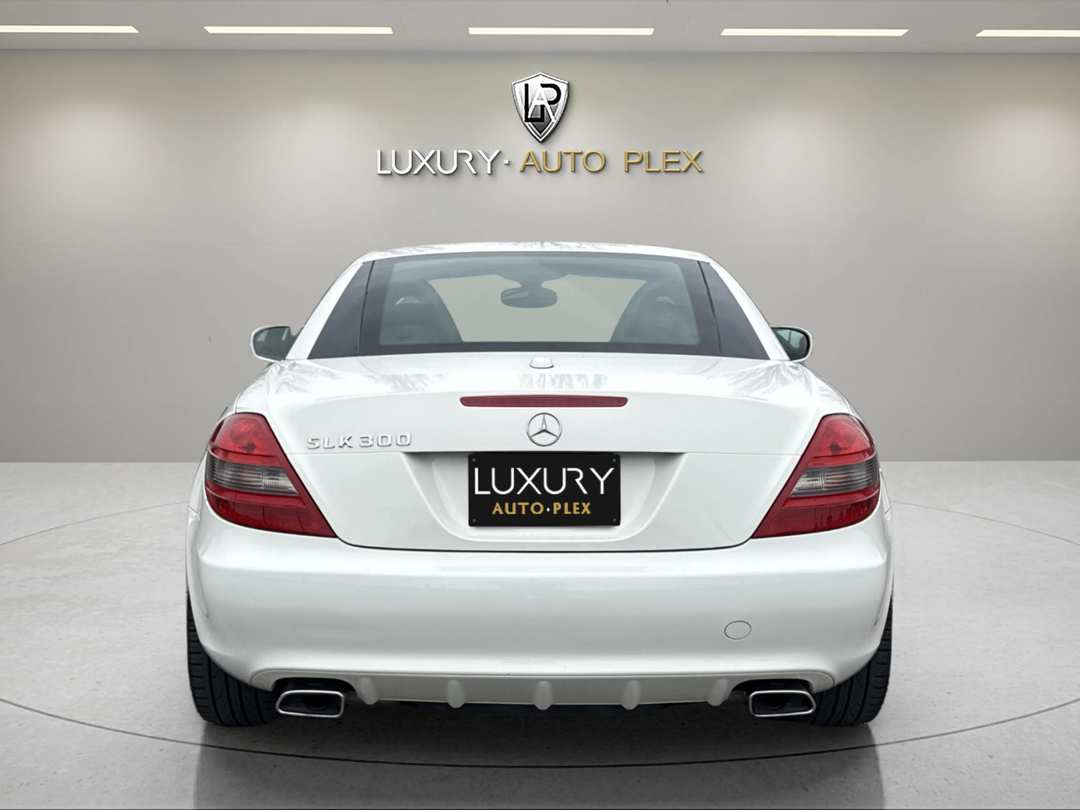2010 Mercedes-Benz SLK-Class SLK300 - Photo 7