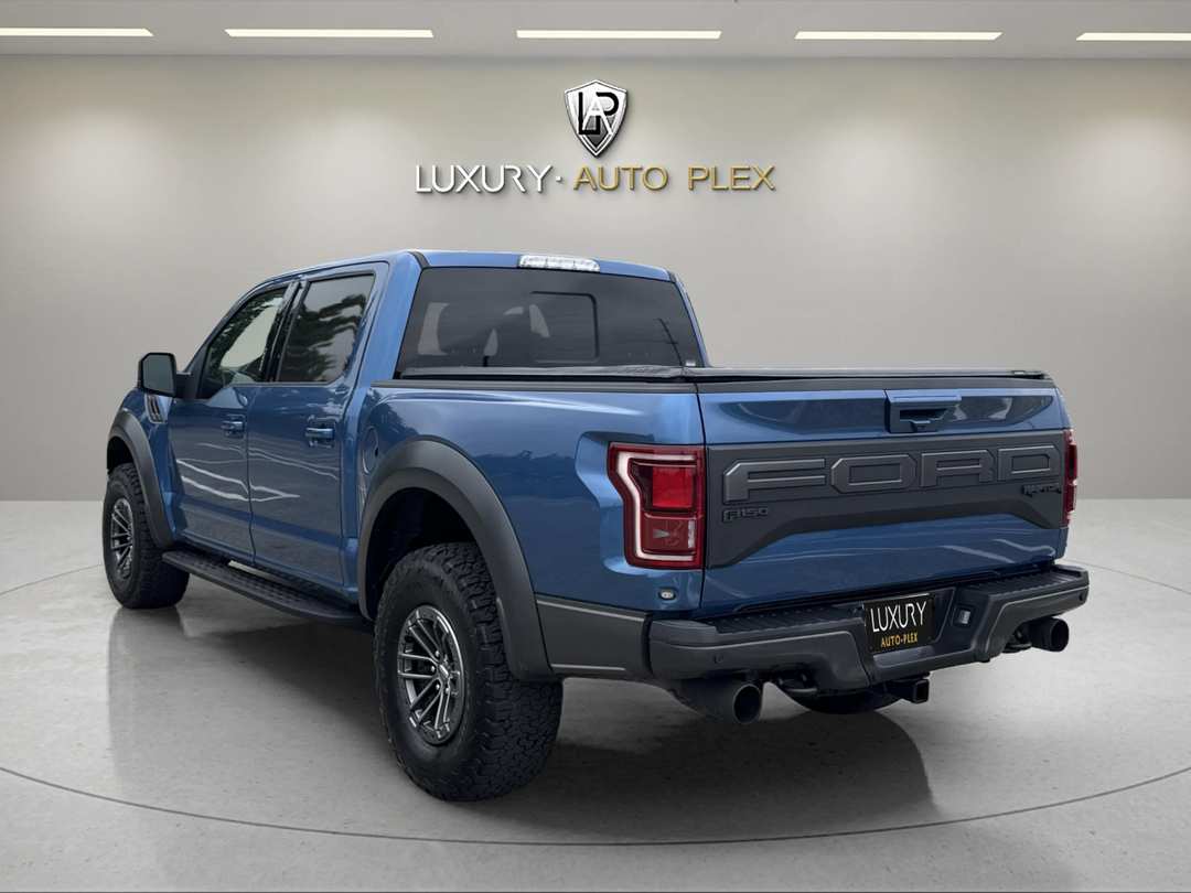 2019 Ford F150 RAPTOR 5 1/2 FT / / Leather Heated Cooled Seats / Leather Seats / Pano Sunroof / LOW MILES - Image 3