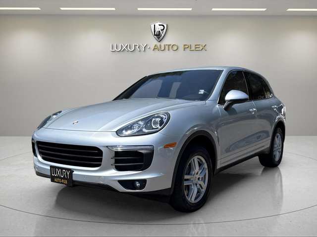2016 Porsche Cayenne PANO ROOF LOADED ONLY 60,000 MILES