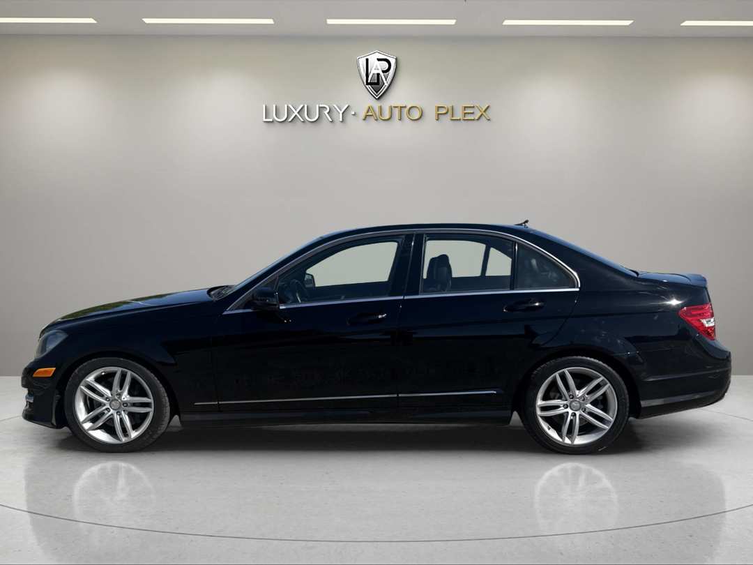 2013 Mercedes-Benz C-Class C 300 SPORT ONLY 66,000 MILES - Image 2