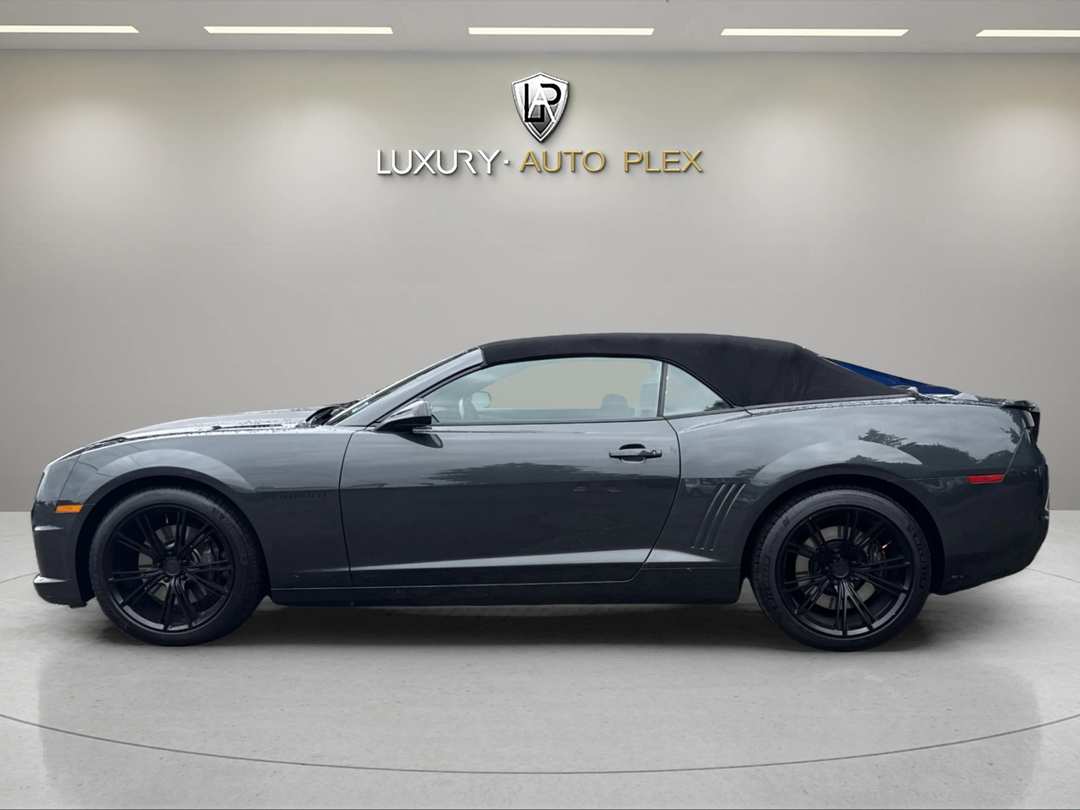 2013 Chevrolet Camaro SS 2D LOADED HARD TO FIND ONLY 16,000 MILES - Image 3