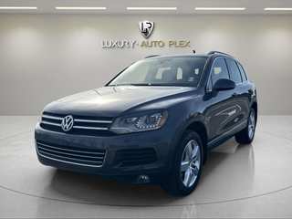 2012 Volkswagen Touareg TDI LUX LEATHER PANO ROOF LOADED ONLY 96,000 MILES