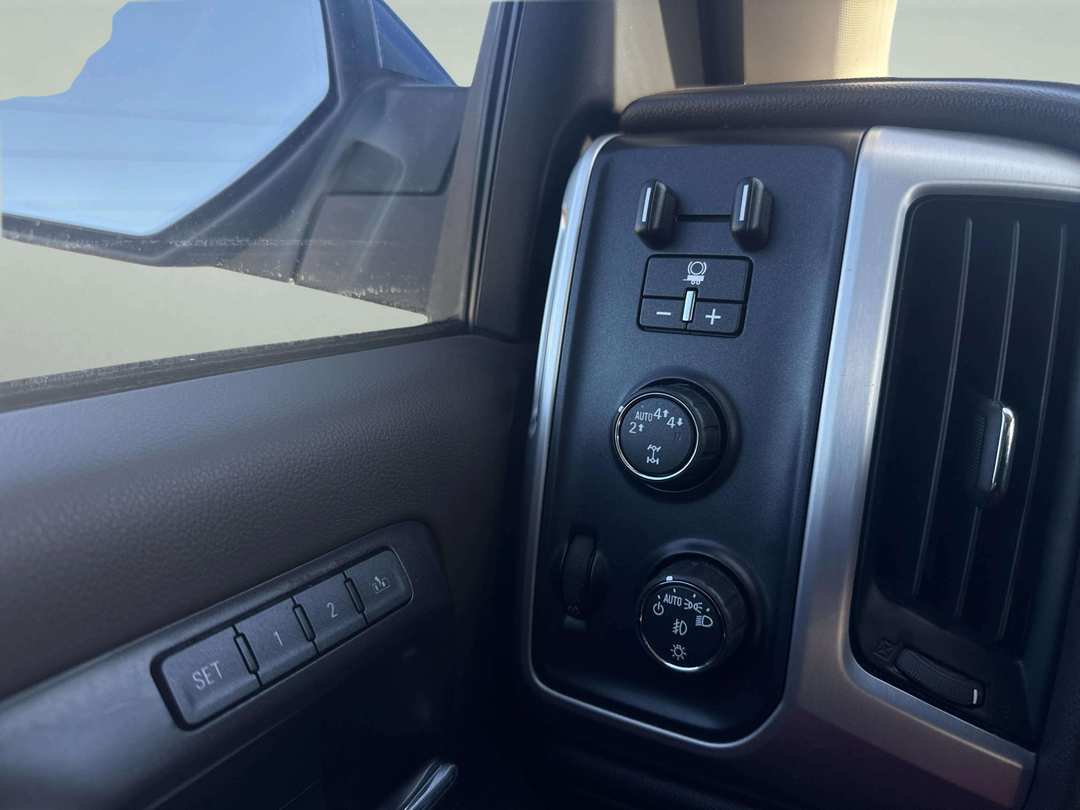 2017 GMC Sierra 1500 SLT - Photo 12