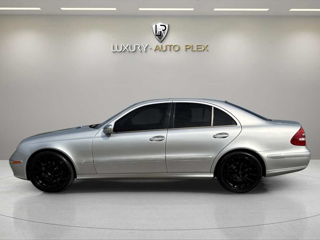 2006 Mercedes-Benz E-Class E 500 RUNS GREAT CLEAN - Image 2
