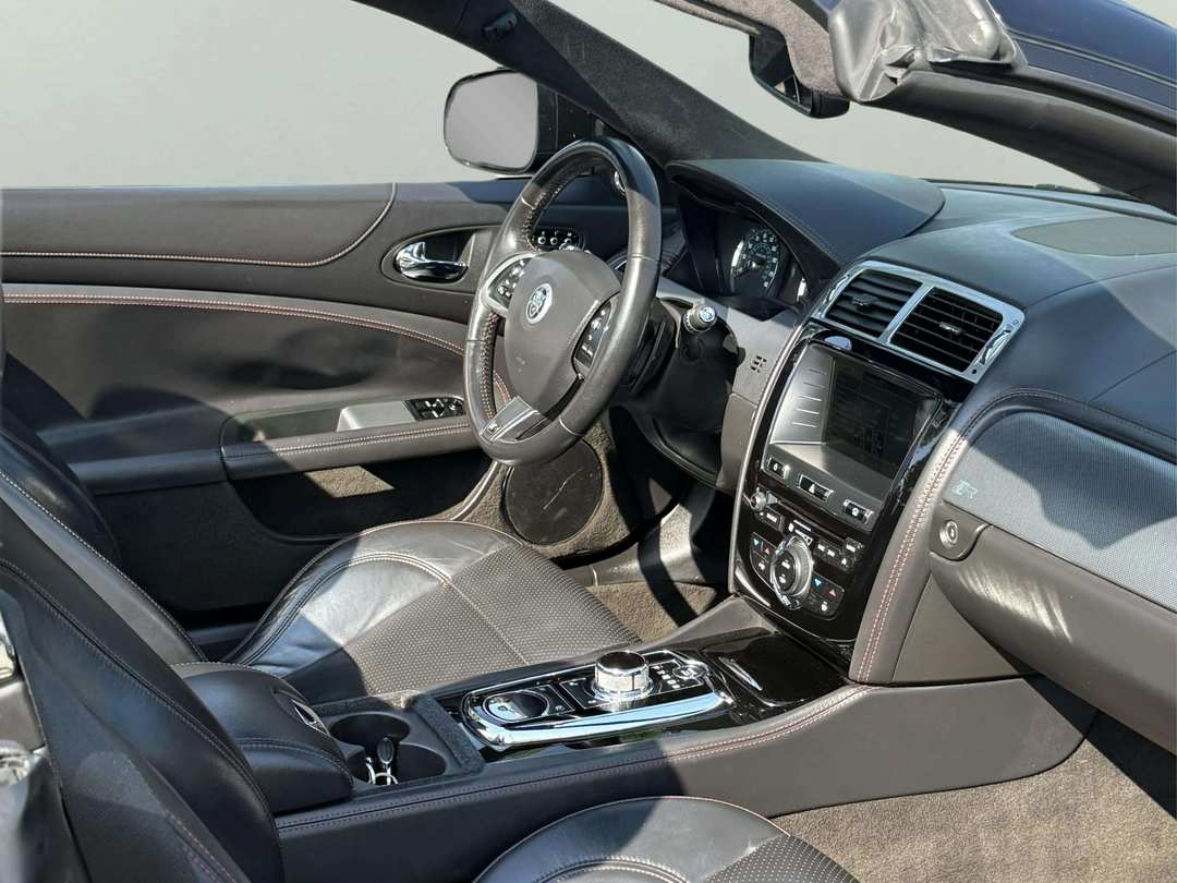 2014 Jaguar XK R - Photo 25