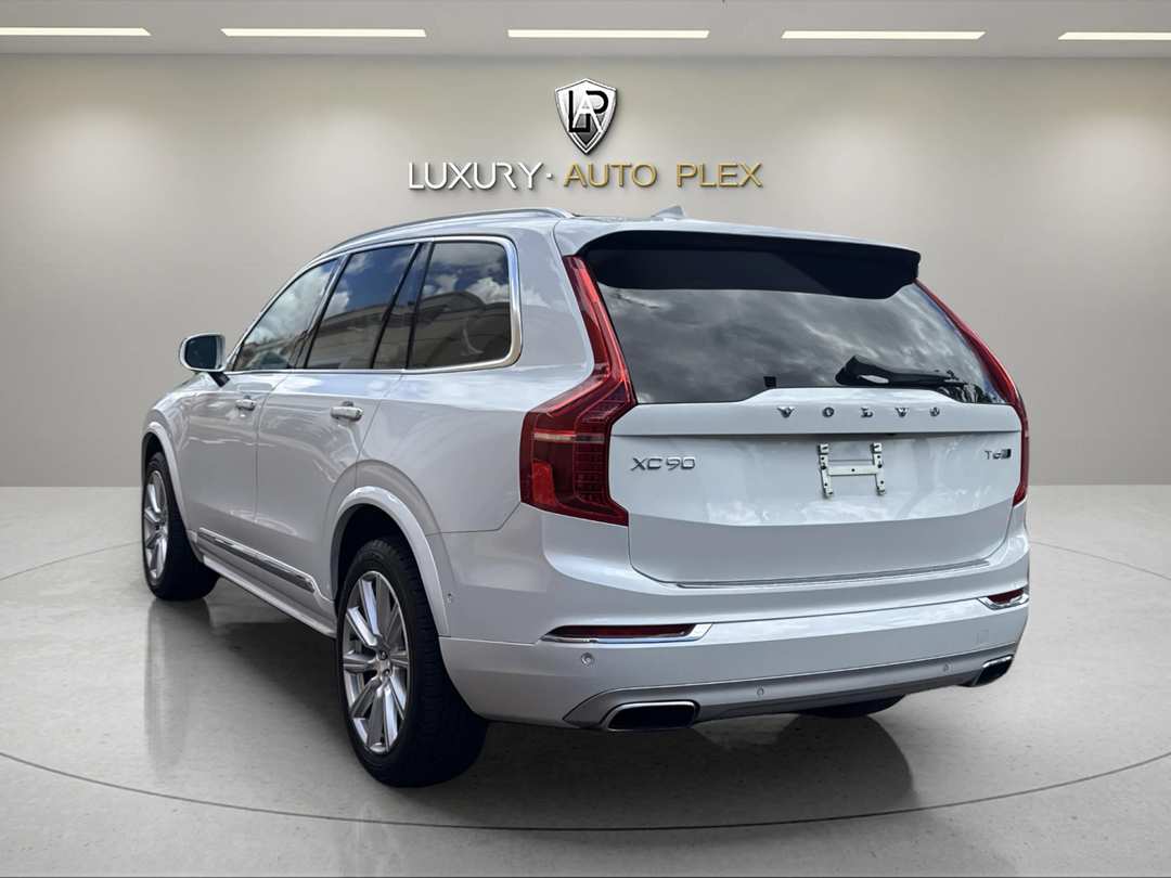 2018 Volvo Xc90 T6 INSCRIPTION LOW MILES Only 69,000 SHARP - Image 3