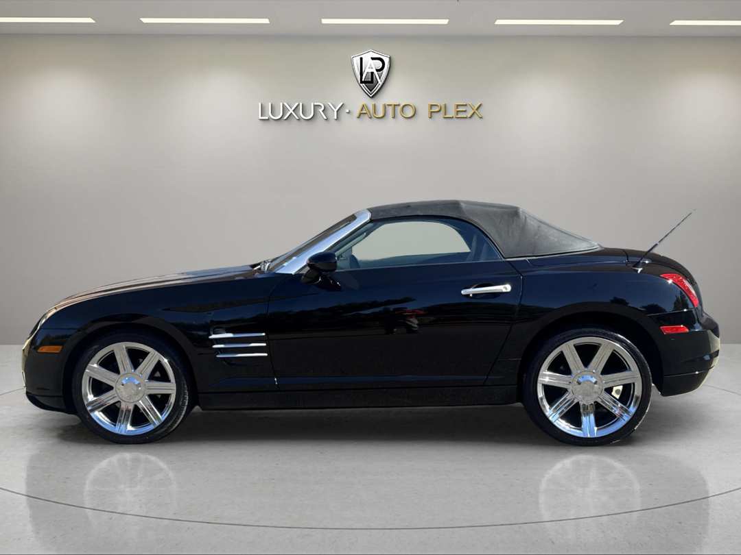 2006 Chrysler Crossfire LIMITED 2D Leather / Chrome Premium Wheels / Only 33,000 Miles - Image 2