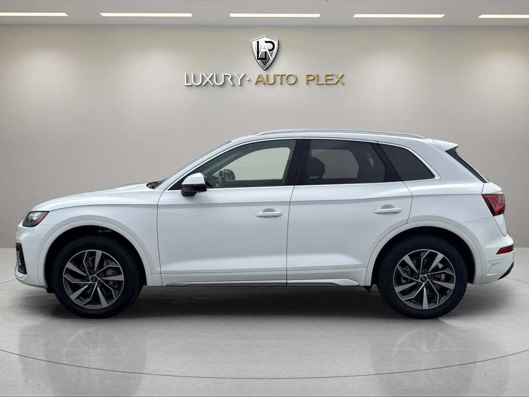 2021 Audi Q5 45 TFSI PREMIUM PANO ROOF 64,000 MILES - Image 2