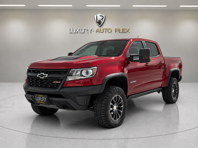 2019 Chevrolet Colorado Crew ZR2 5 FT Crew / 34,000 MILIS / LOADED / LEATHER /CUSTOM LIFT / LIKE NEW STILL