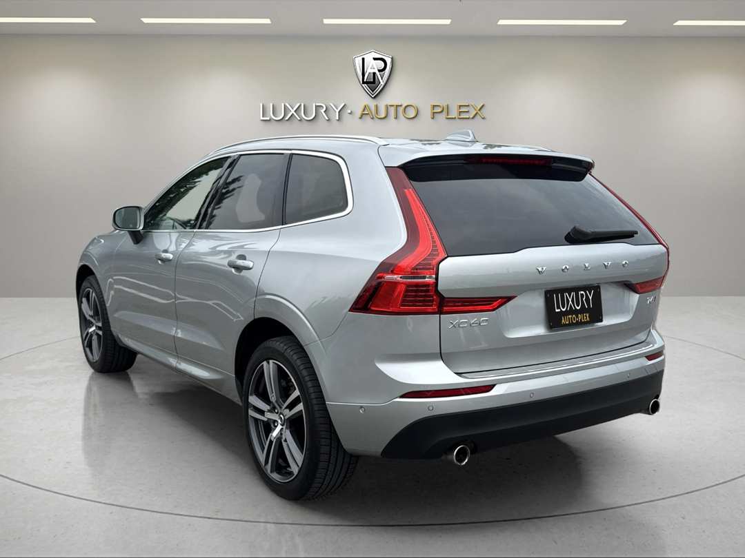 2018 Volvo Xc60 T6 MOMENTUM HEADS UP DISLAY PANO ROOF ONLY 57,000 MILES - Image 3