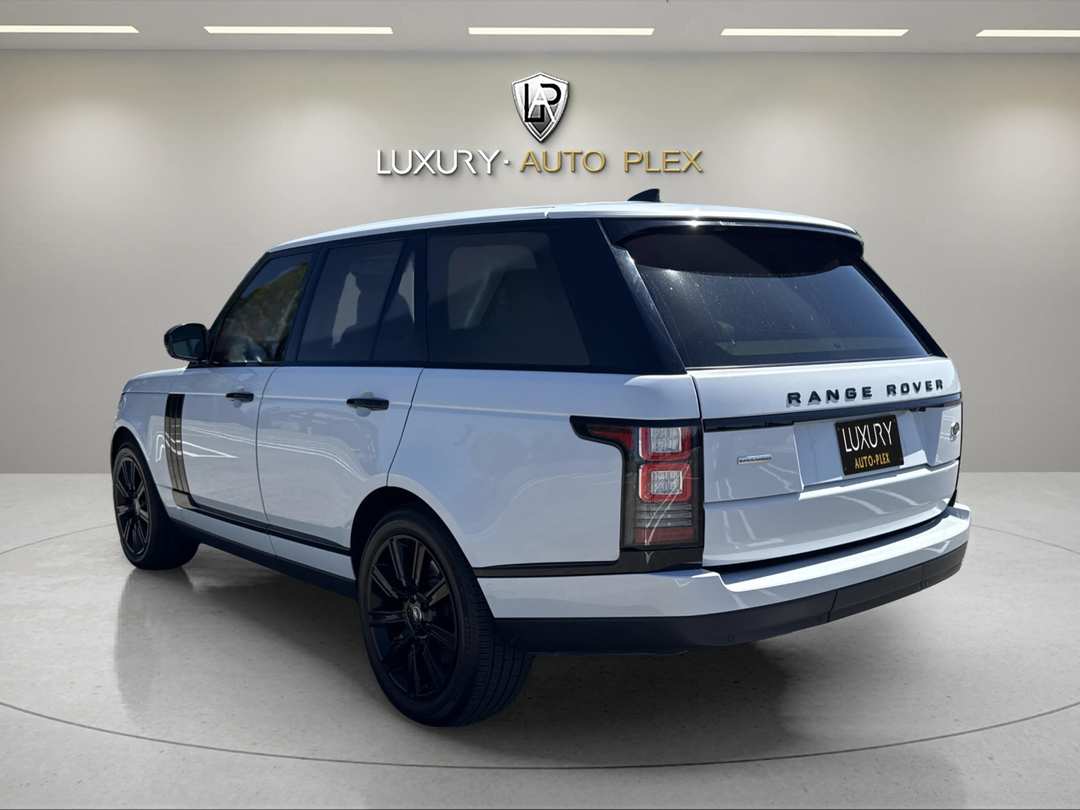 2017 Land Rover Range Rover SUPERCHARGED - Image 3