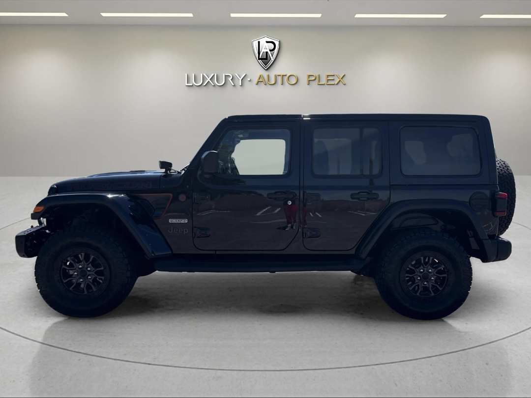 2020 Jeep Wrangler Unlimited RECON IMMACULATE SHAPE LOW 63,000 MILES - Image 2