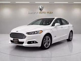 2016 Ford Fusion Energi PLUGIN HYBRID TITANIUM Navi / Sun Roof / Leather / Pure Luxury / Only 68,000 Miles