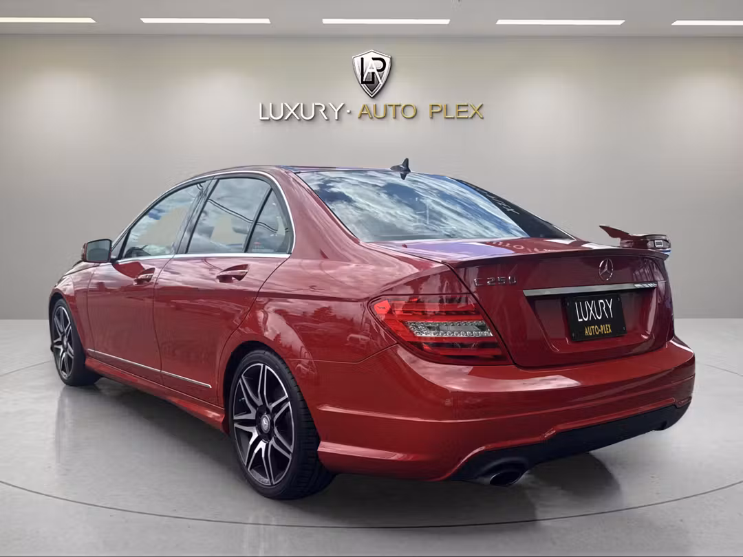 2013 Mercedes-Benz C-Class C 250 SPORT AMG SPORT PKG NAVIGATION LOADED ONLY 74,000 MILES SHARP - Image 3
