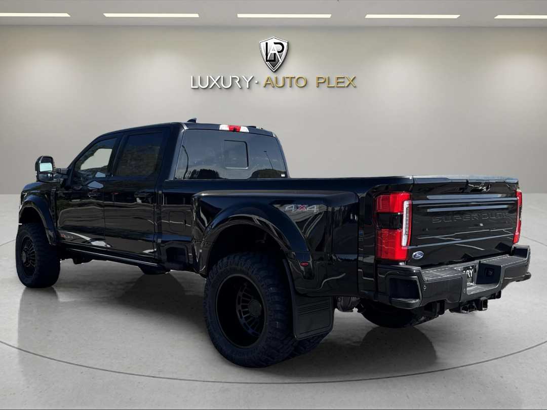 2025 Ford F450 Super Duty Crew Pano Roof Loaded Lifted New 37" Tires PLATINUM 8 FT - Image 3