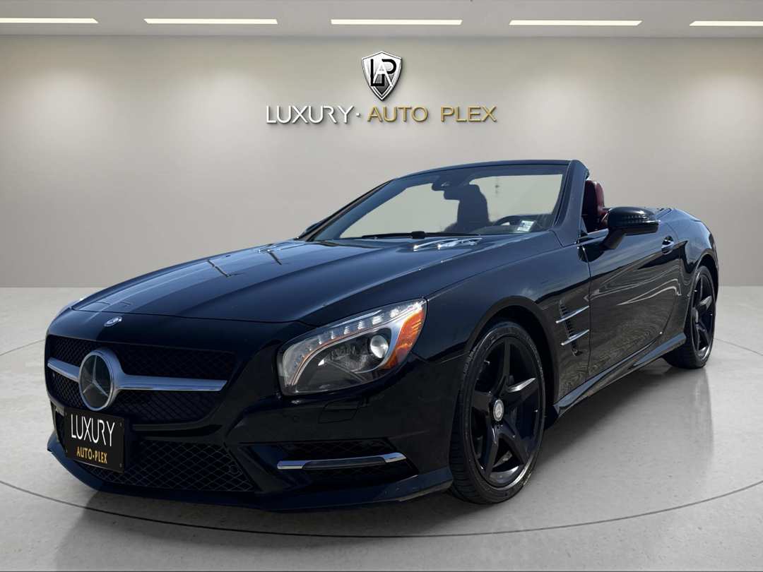 2014 Mercedes-Benz SL-Class SL 550 2D LOW MILES SHARP - Image 2