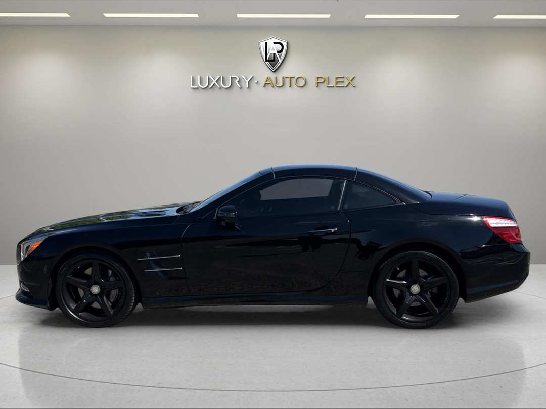 2014 Mercedes-Benz SL-Class SL 550 2D LOW MILES SHARP - Image 3