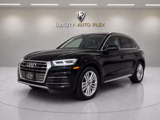 2018 Audi Q5 PREMIUM PLUS W/TECHNOLOGY VALUE PKG / / Panoramic Sunroof / 63K Miles / Navigation & Backup Camera / Leather Heated Seats