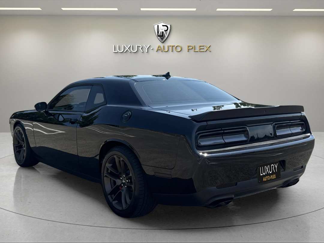 2021 Dodge Challenger R/T SCAT PACK 2D SHARP PRISTINE COND ONLY 36,000 MILES - Image 3