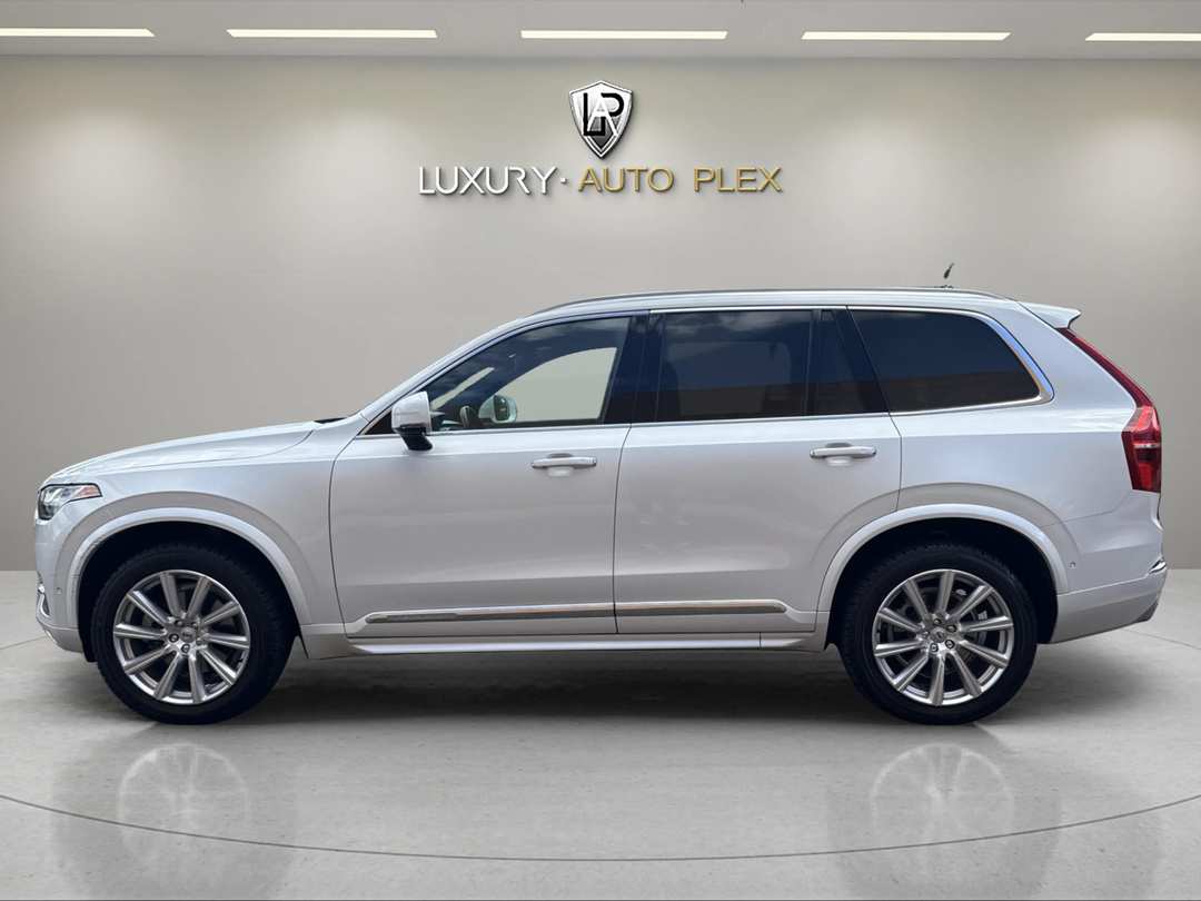 2018 Volvo Xc90 T6 INSCRIPTION LOW MILES Only 69,000 SHARP - Image 2