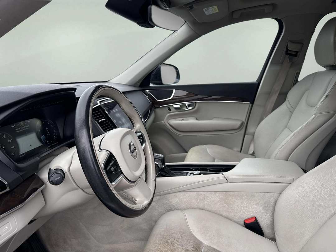 2016 Volvo XC90 Momentum - Photo 9