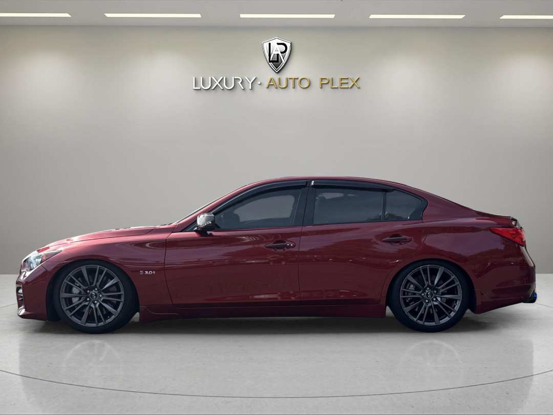 2016 INFINITI Q50 RED SPORT 400 / Leather Heated Seats / Navigation / Camera / Moon Roof / Low Miles - Image 2