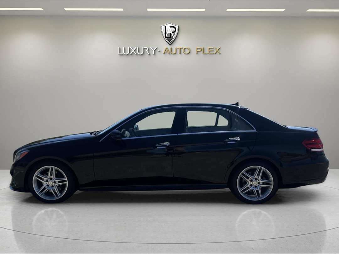 2014 Mercedes-Benz E-Class E 350 AMG SPORT PKG. DESIGNO PKG. ONLY 33,000 LOW MILES LOADED - Image 2