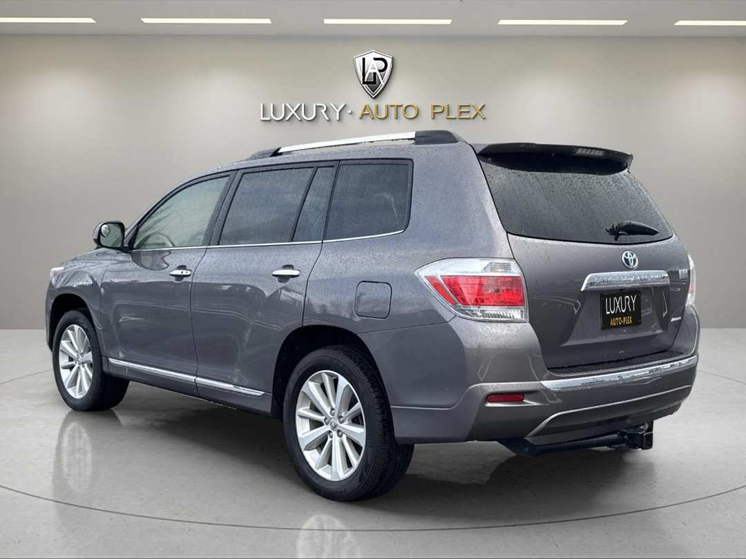 2013 Toyota Highlander LIMITED HYBRID ONLY 95,000 LOW MILES - Image 3