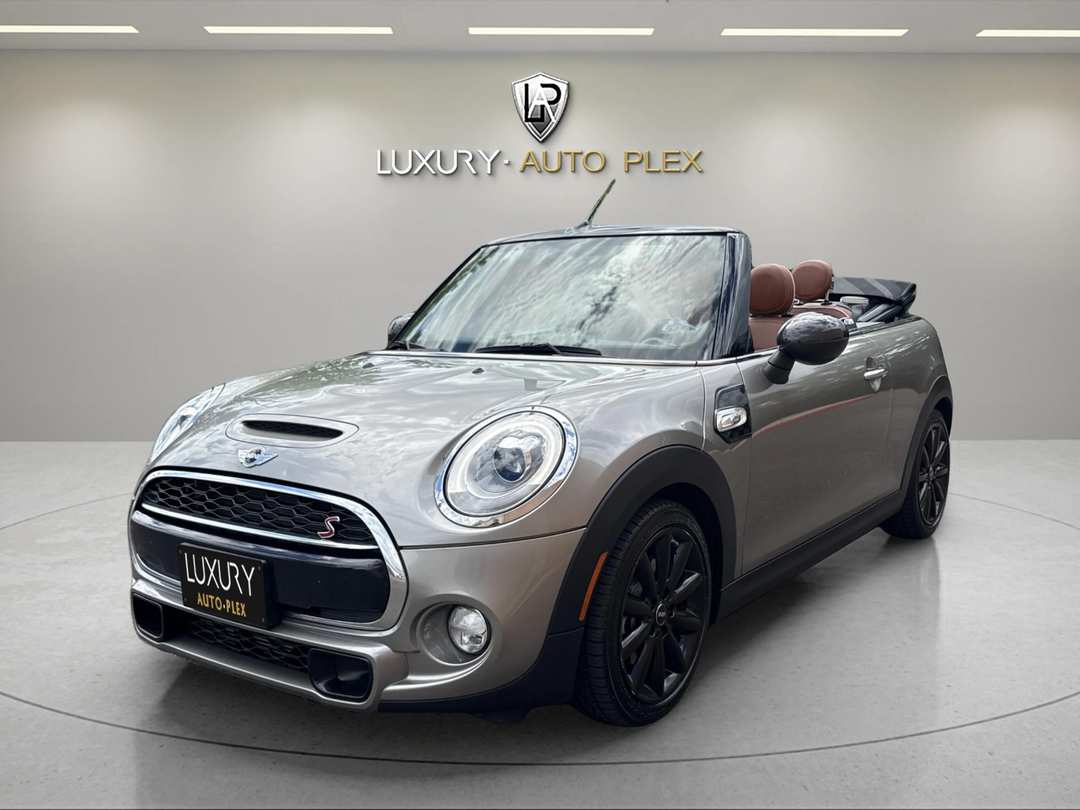 2016 MINI COOPER S 2D DIAMOND STITCHED SEATS LOW MILES 49,000 MILES SHARP - Image 2