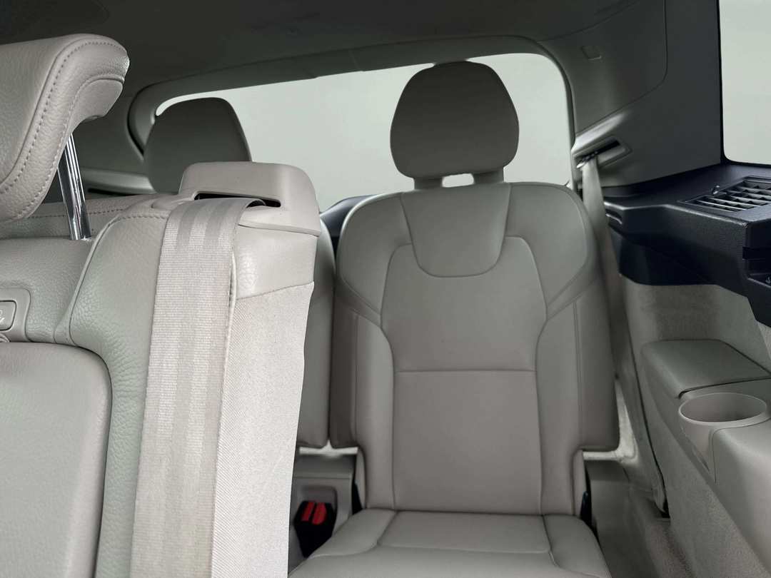 2016 Volvo XC90 Momentum - Photo 15