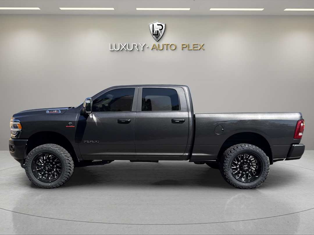 2024 Ram 2500 Crew LARAMIE 6 1/3 FT TURBO DIESEL 6.7L LIFTED NEW 35" TIRES LEATHER 52,000 MILES - Image 2